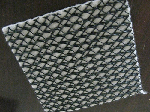 河南地區三位復合排水網(wǎng)生產(chǎn)廠(chǎng)家（200g/5mm/200g價(jià)格）