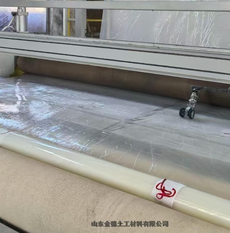 防空洞二襯層加固 1.5mm厚EVA材質(zhì)防水板-延伸率優(yōu)異適應變形